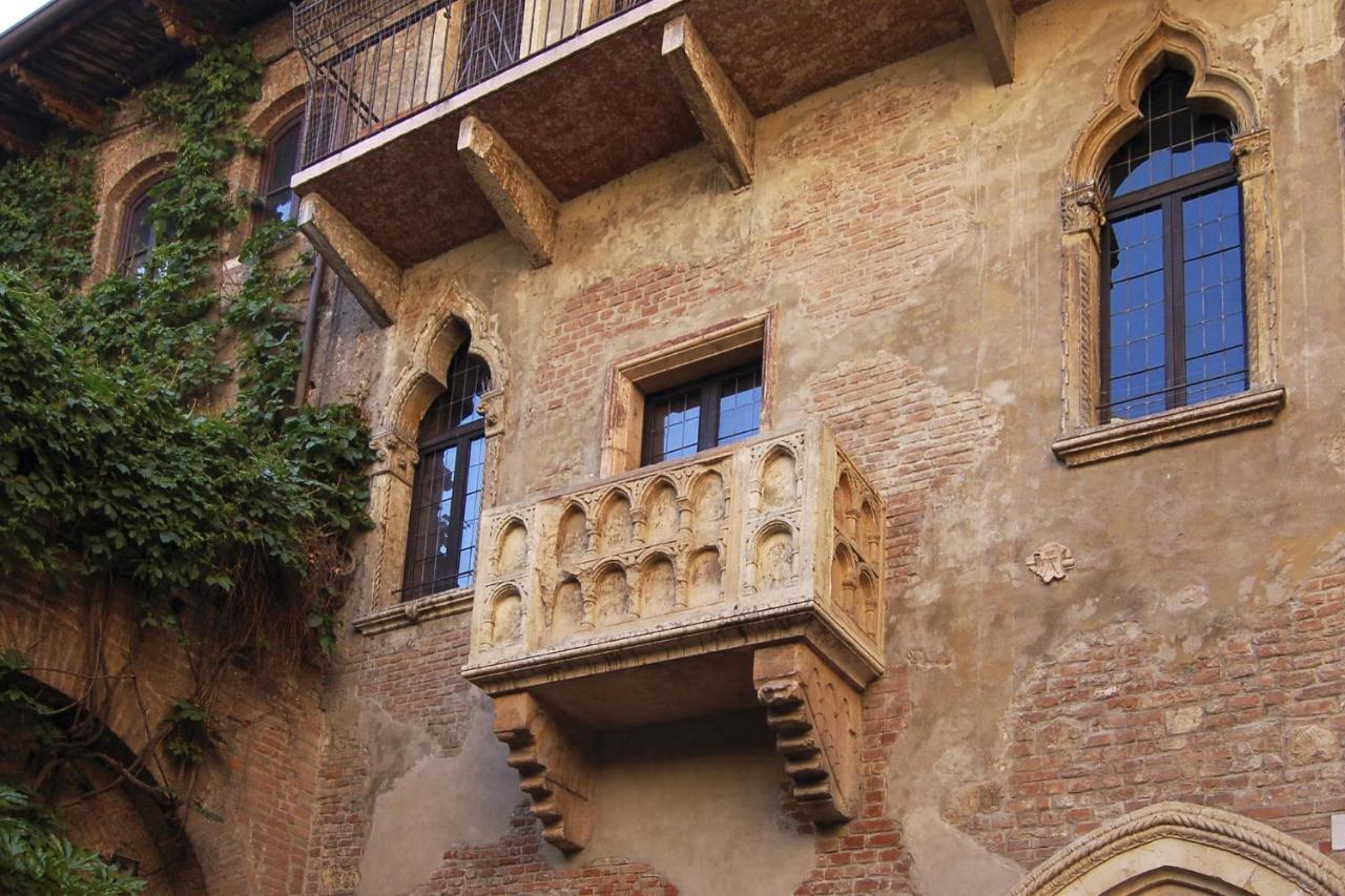 Vitti'S Home Verona 4 - Apartment Εξωτερικό φωτογραφία