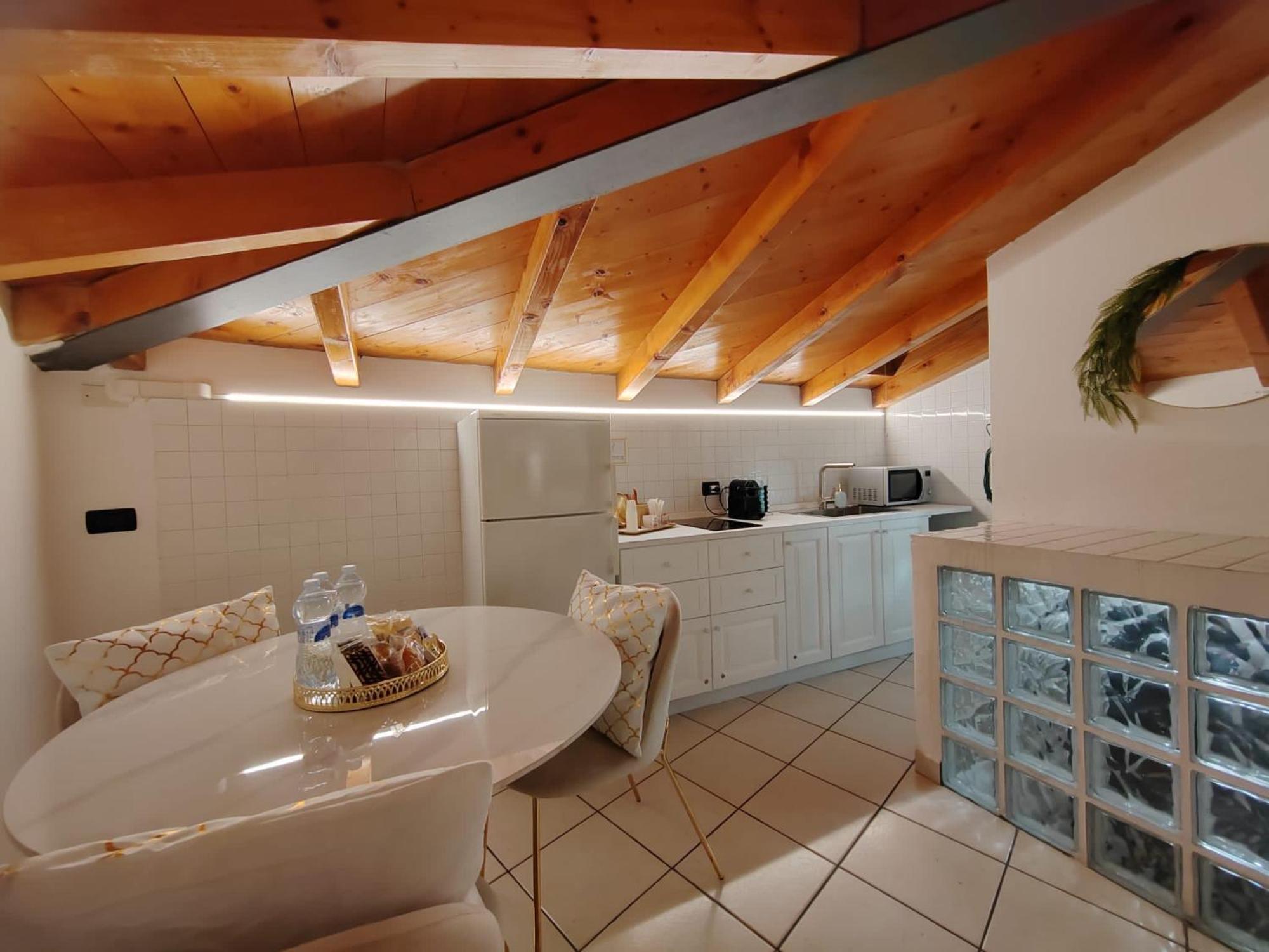 Vitti'S Home Verona 4 - Apartment Εξωτερικό φωτογραφία